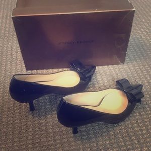 Black patent pump, 1.5” heel sz 8